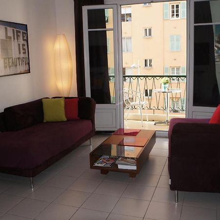 Appartement T3 Climatise Entre Mer Et Centre Nice Dış mekan fotoğraf
